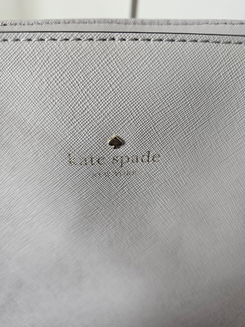 KATE SPADE Large Gray Saffiano Leather Tote Bag - Picture 8 of 8